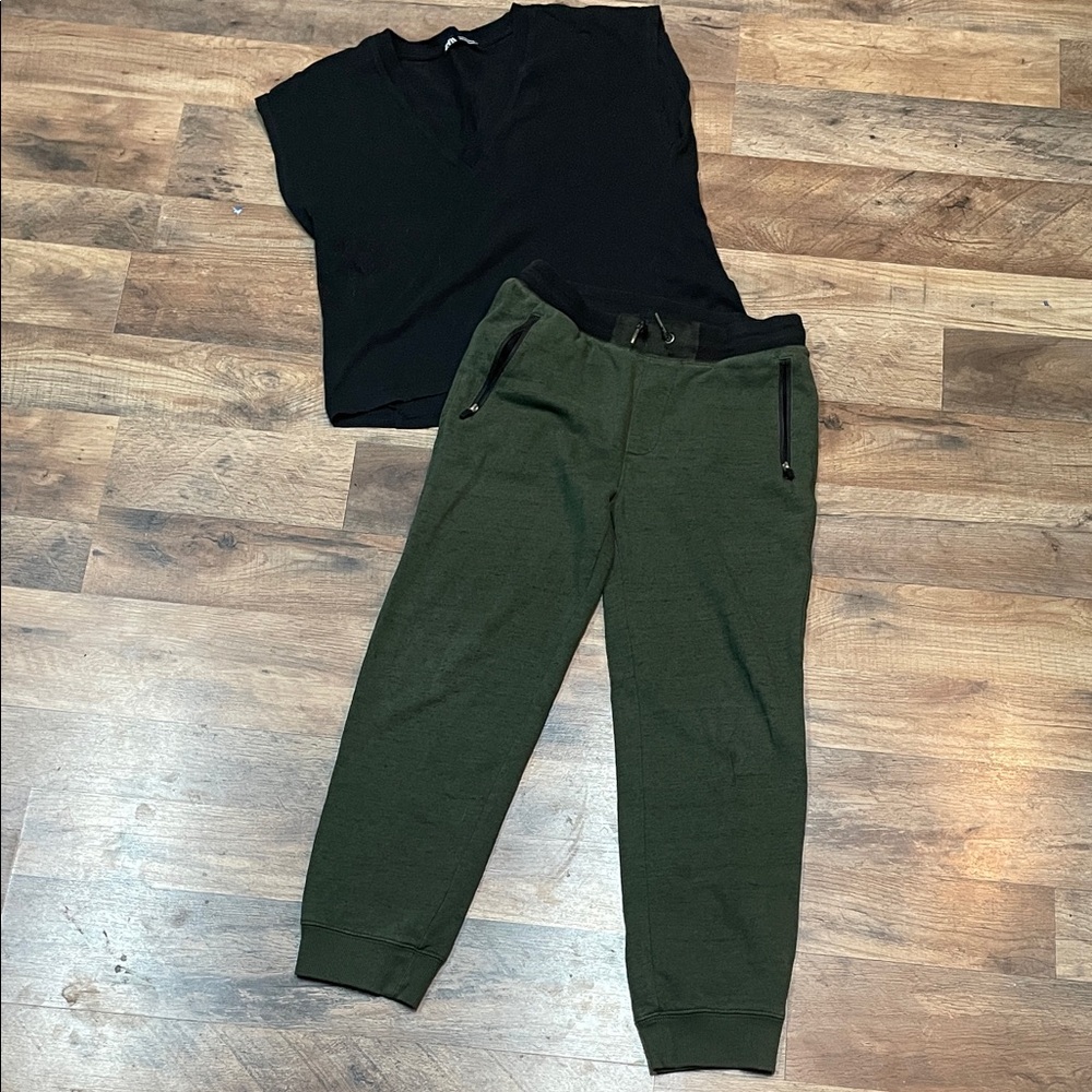 Ladies Size Small Crop Sweatpants & Top